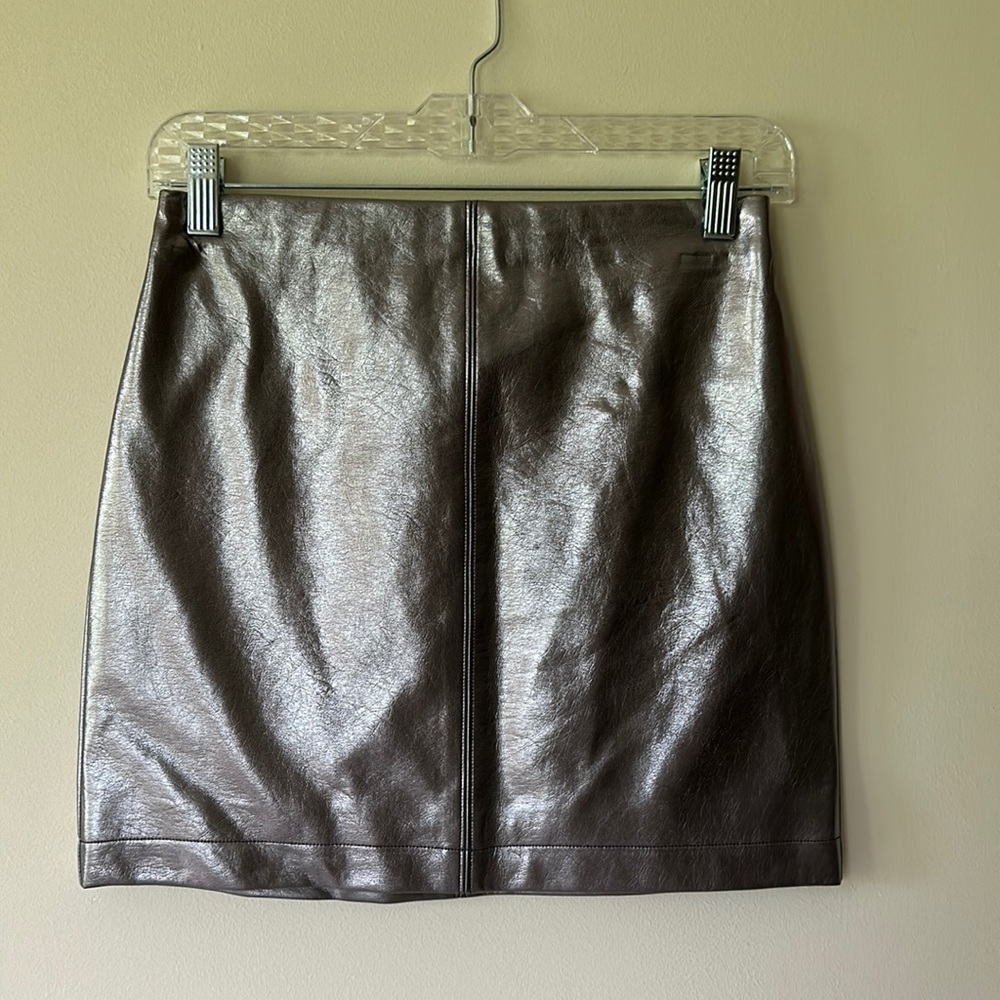 Hollister metallic skirt, size XS, NWT